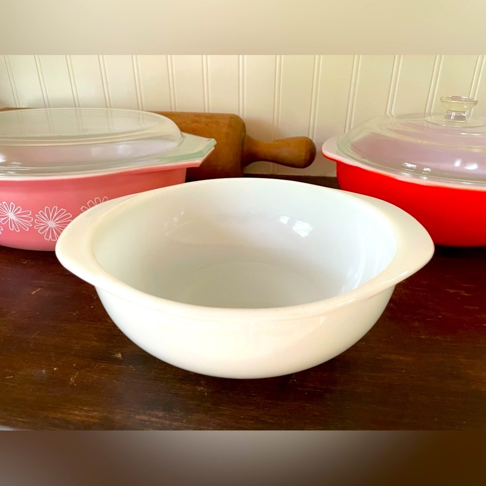 SOLD Vintage Pyrex Opal White Casserole Dish❤️ - Picture 1 of 12